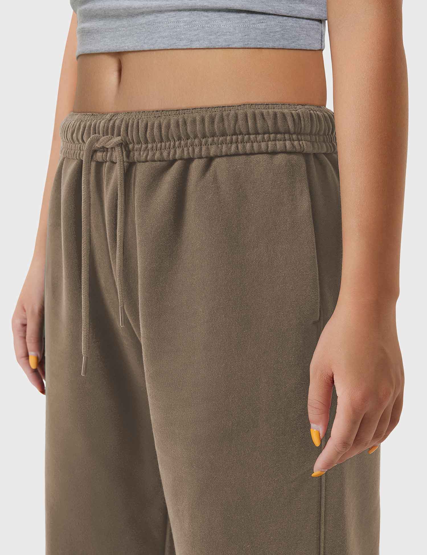 YGLEO Penny Straight Leg Sweatpants