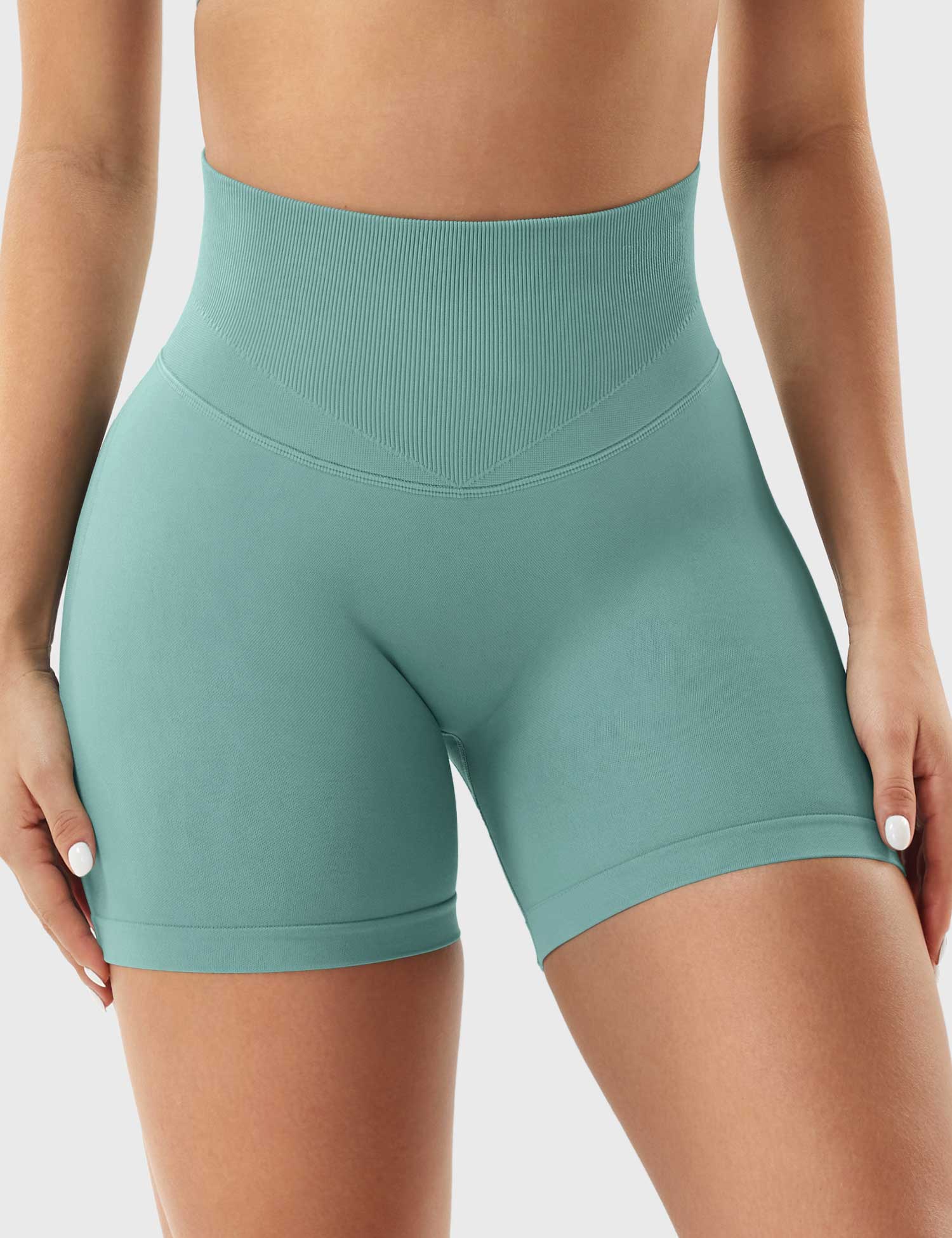 YGLEO Patrica 4.5" Seamless Shorts