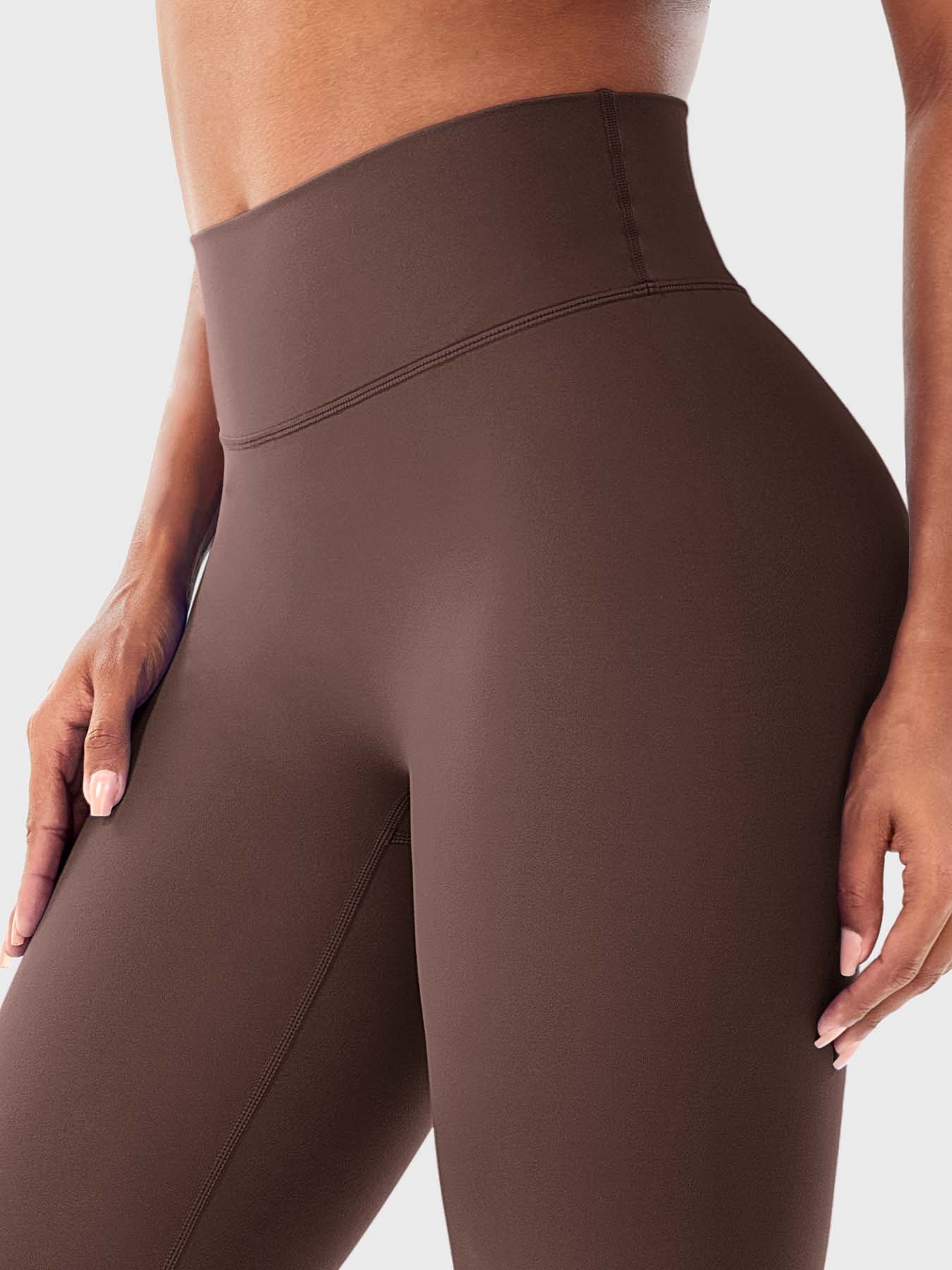 YGLEO Edwine Scrunch Leggings