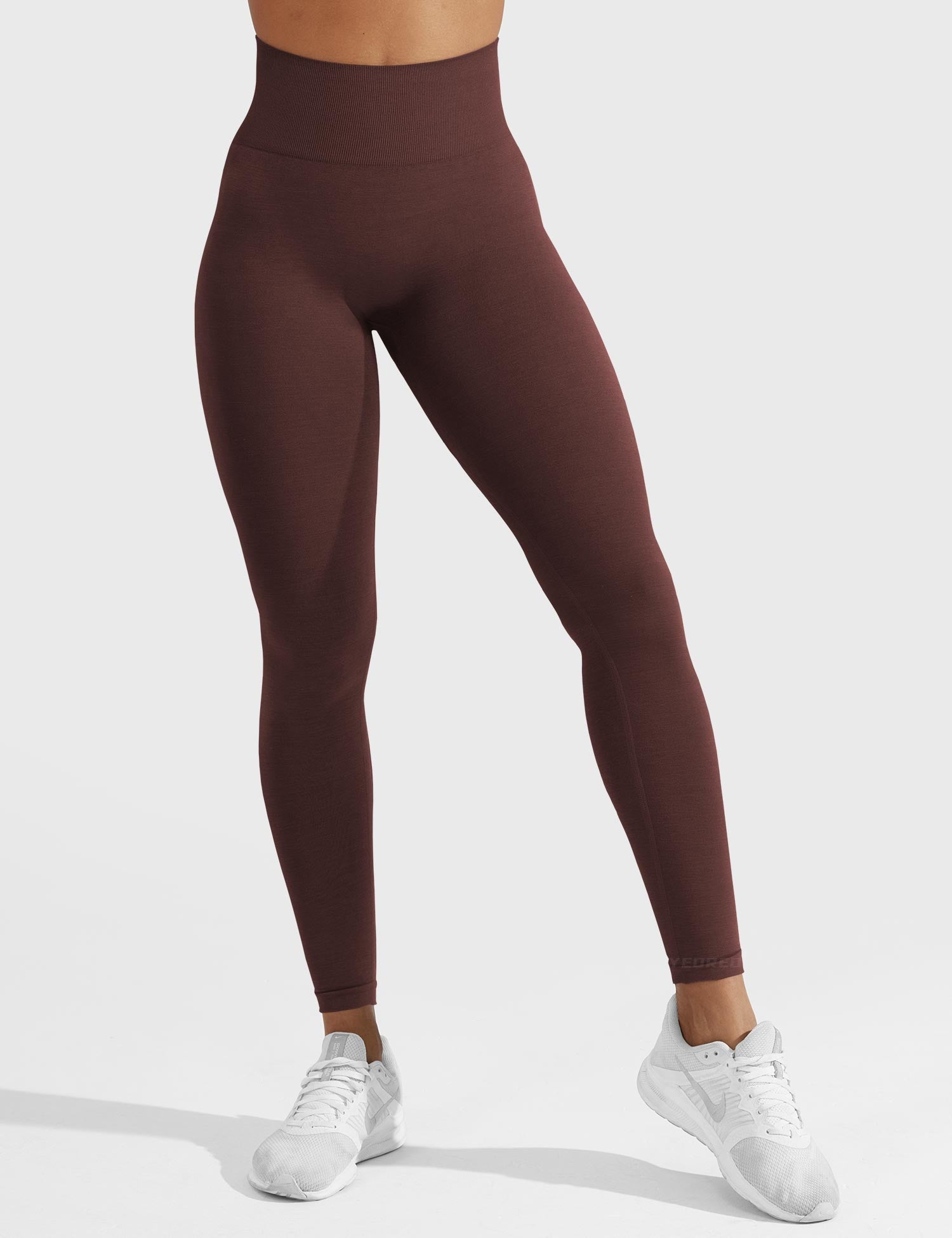 YGLEO Seamless Form Leggings