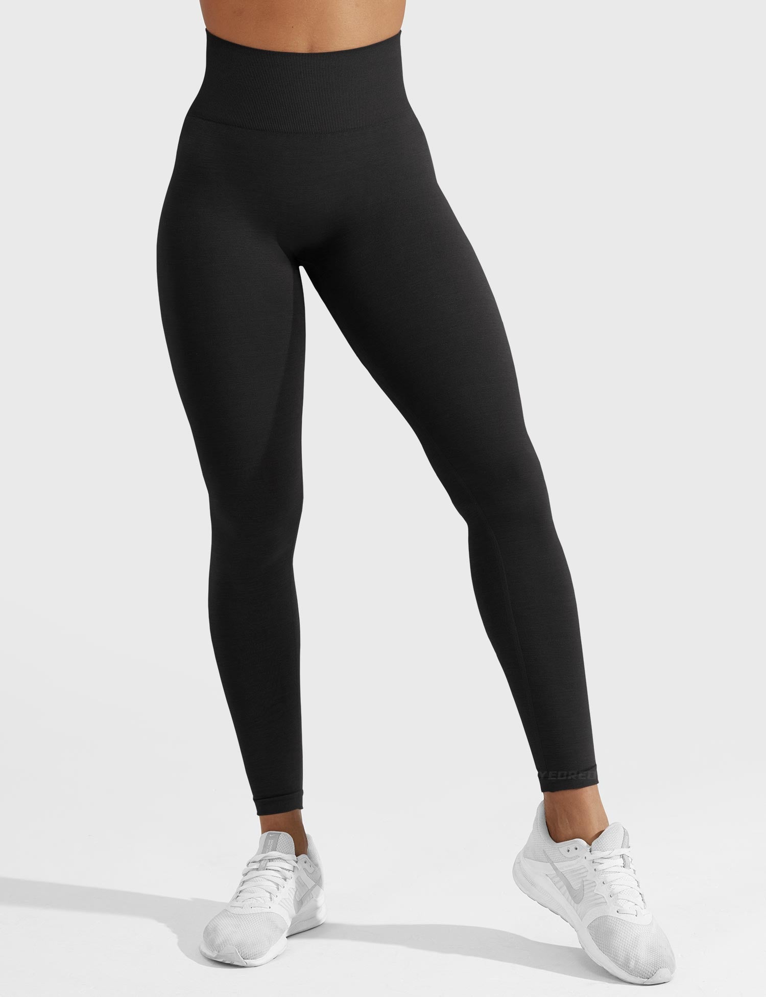 YGLEO Seamless Form Leggings