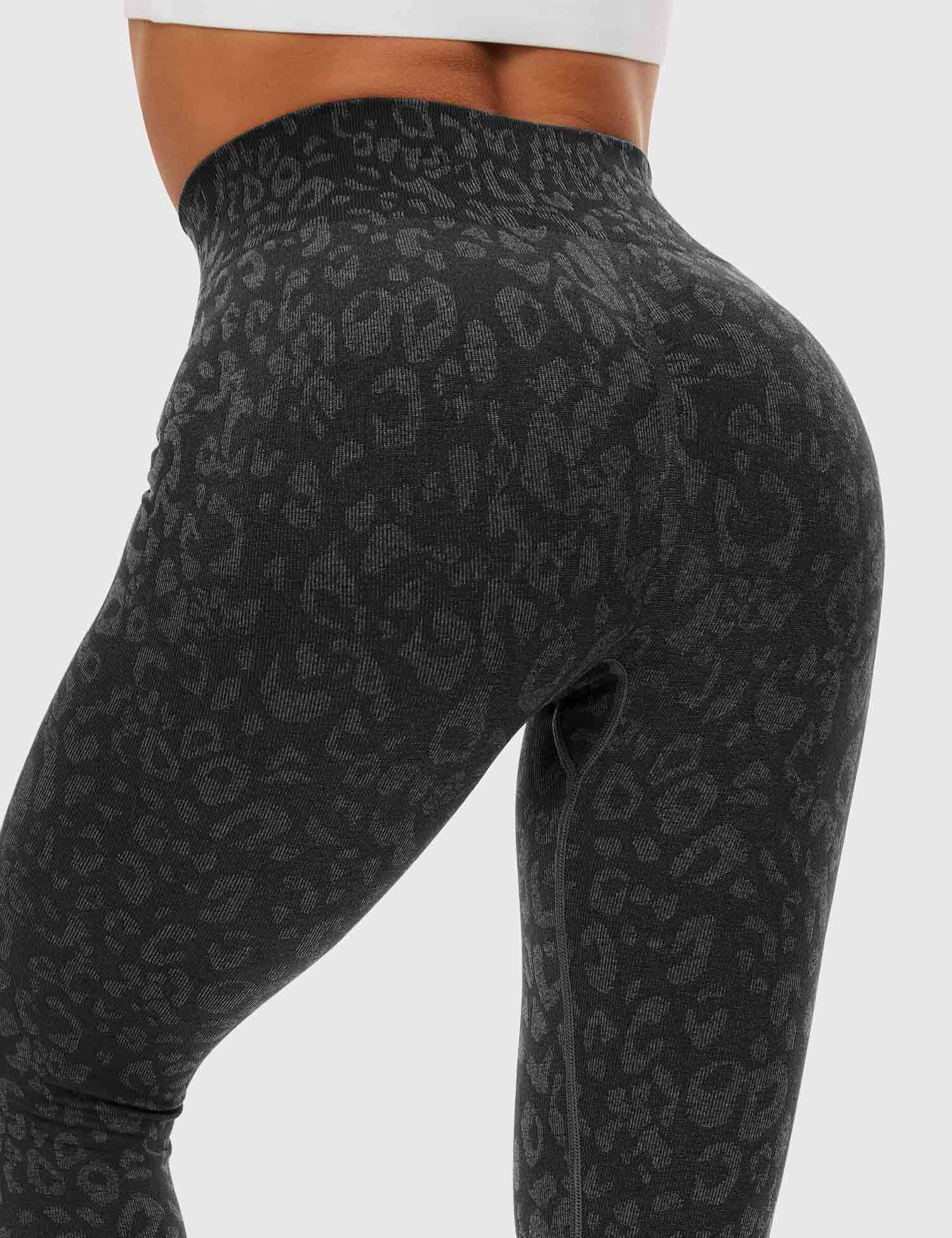 YGLEO Leopard Seamless Leggings