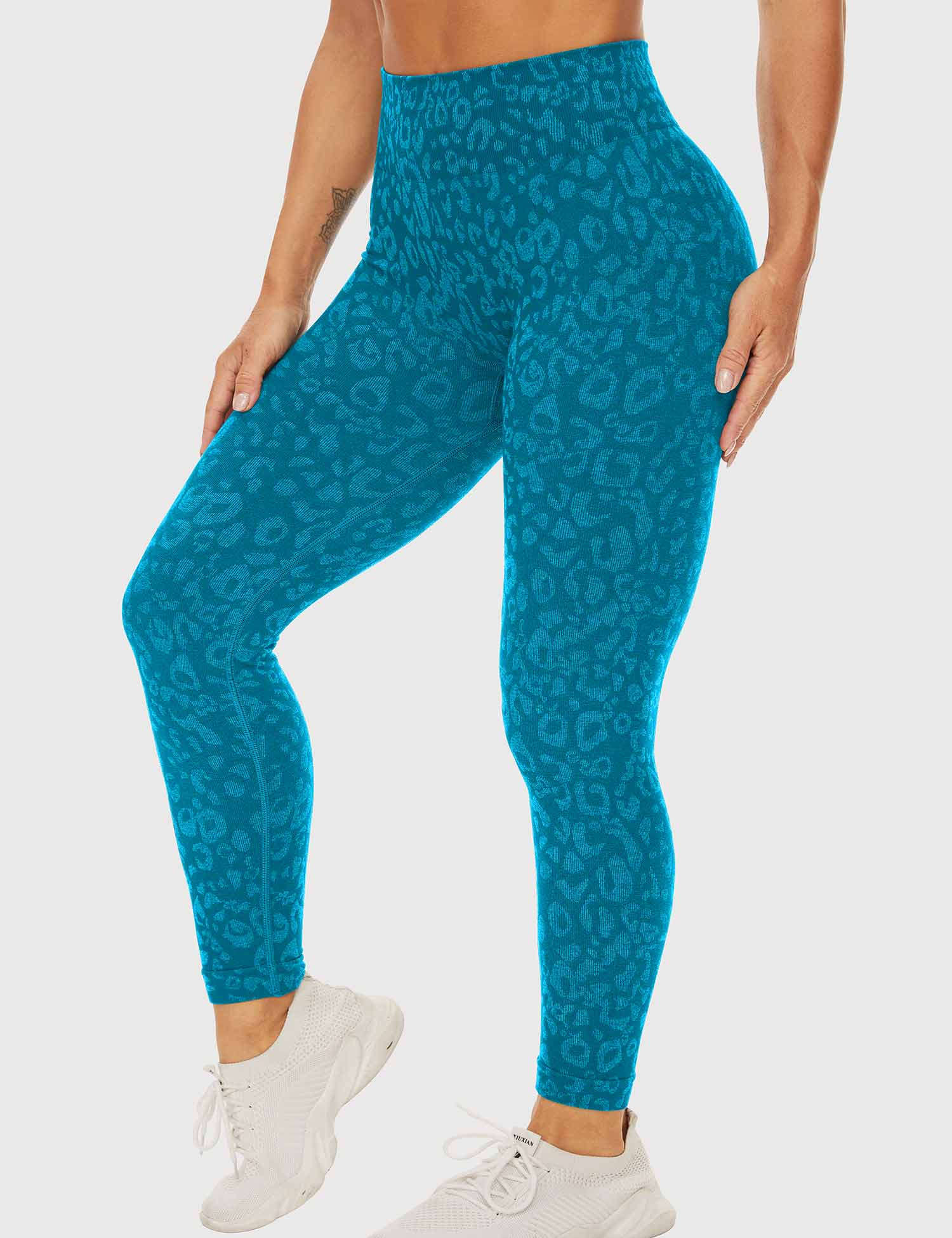 YGLEO Leopard Seamless Leggings