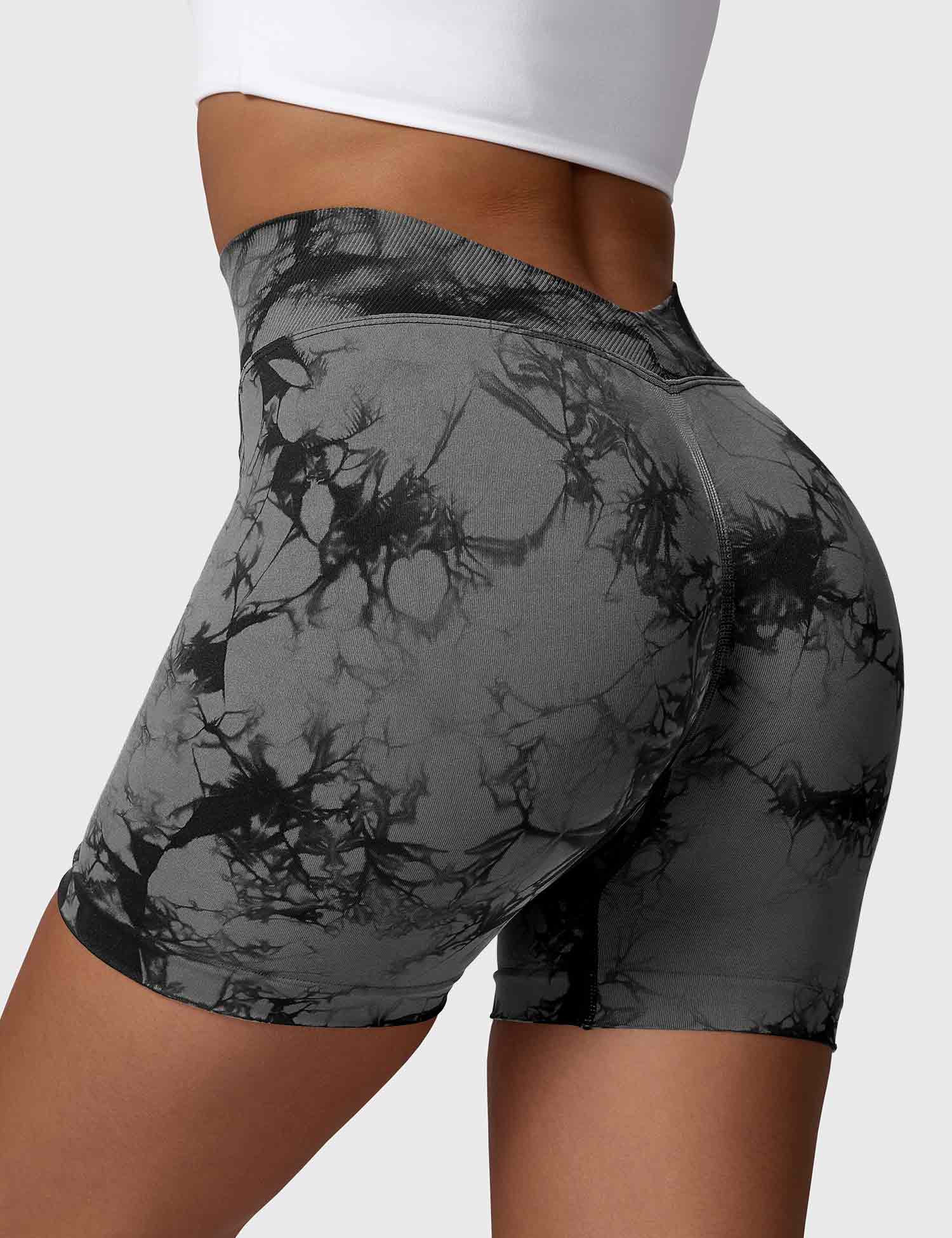 YGLEO Liz Tie Dye V-back Shorts