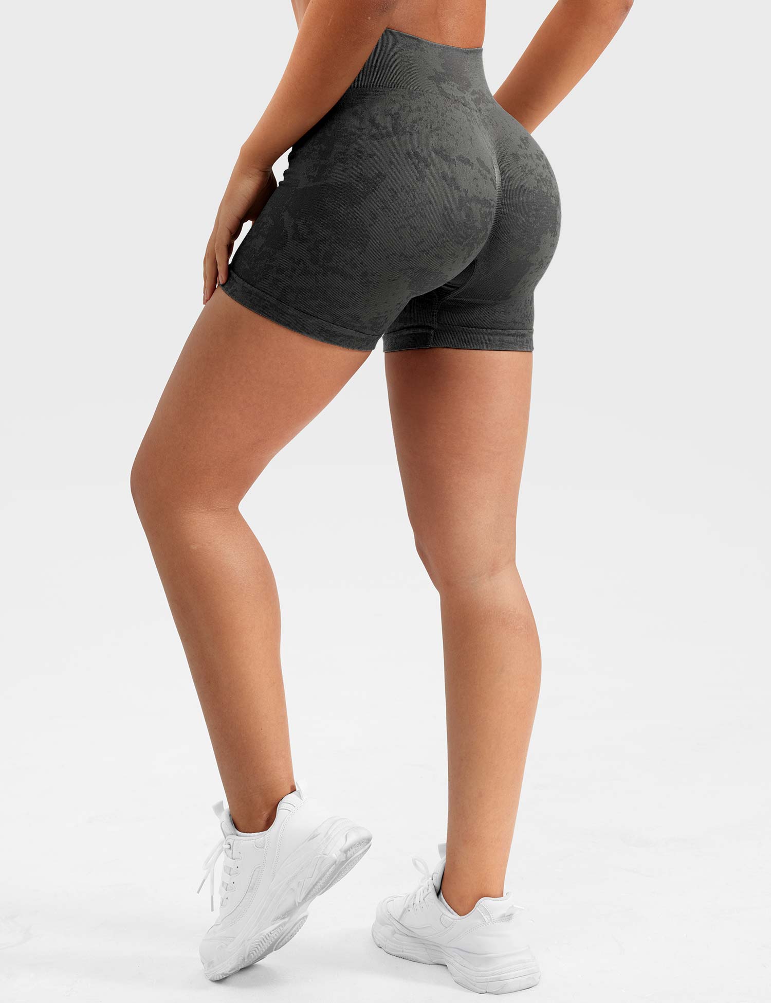 YGLEO Snowy Seamless Shorts
