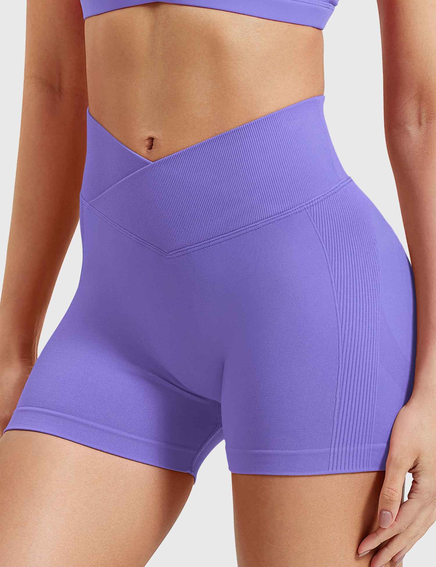 YGLEO Wendy V-waistband Shorts