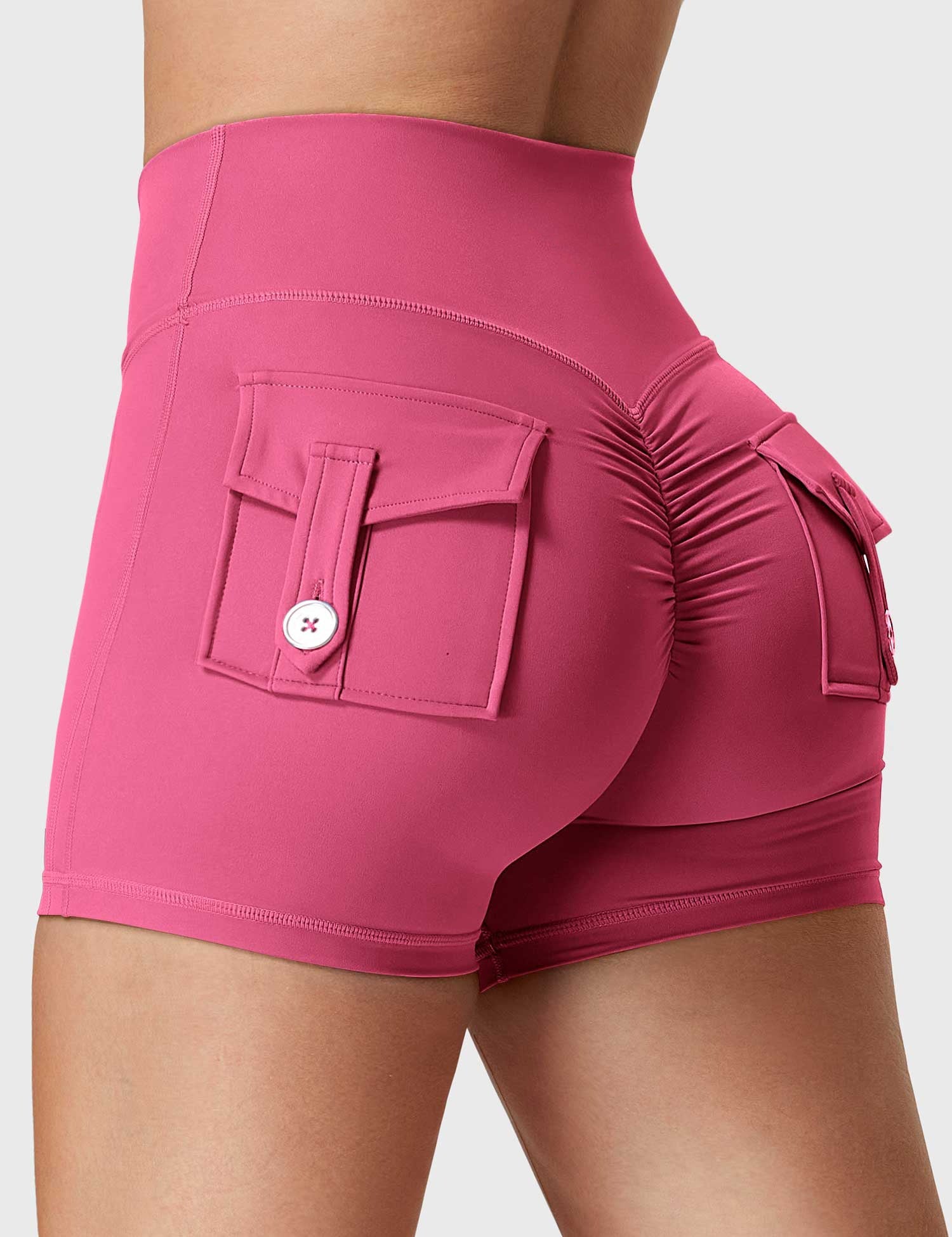 YGLEO V-waistband Charm Shorts