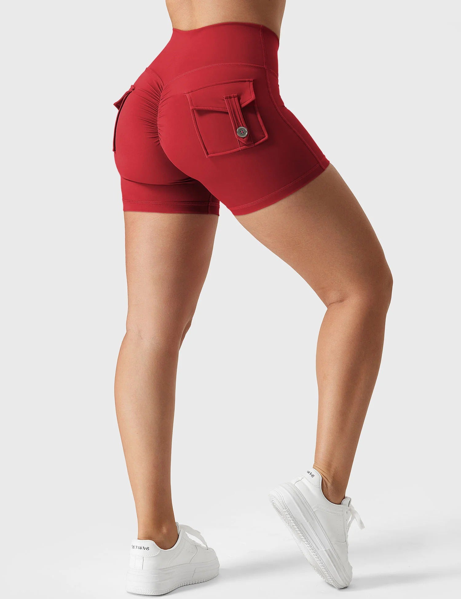 YGLEO V-waistband Charm Shorts