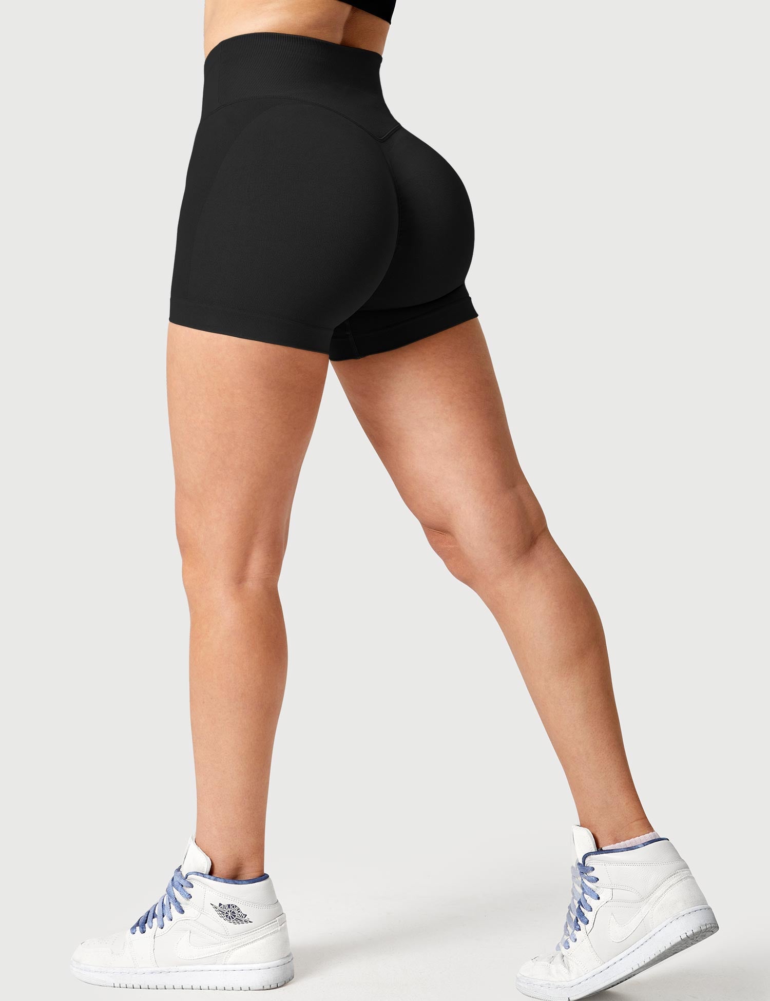 YGLEO 3.6”Amplify V-Waistband Shorts