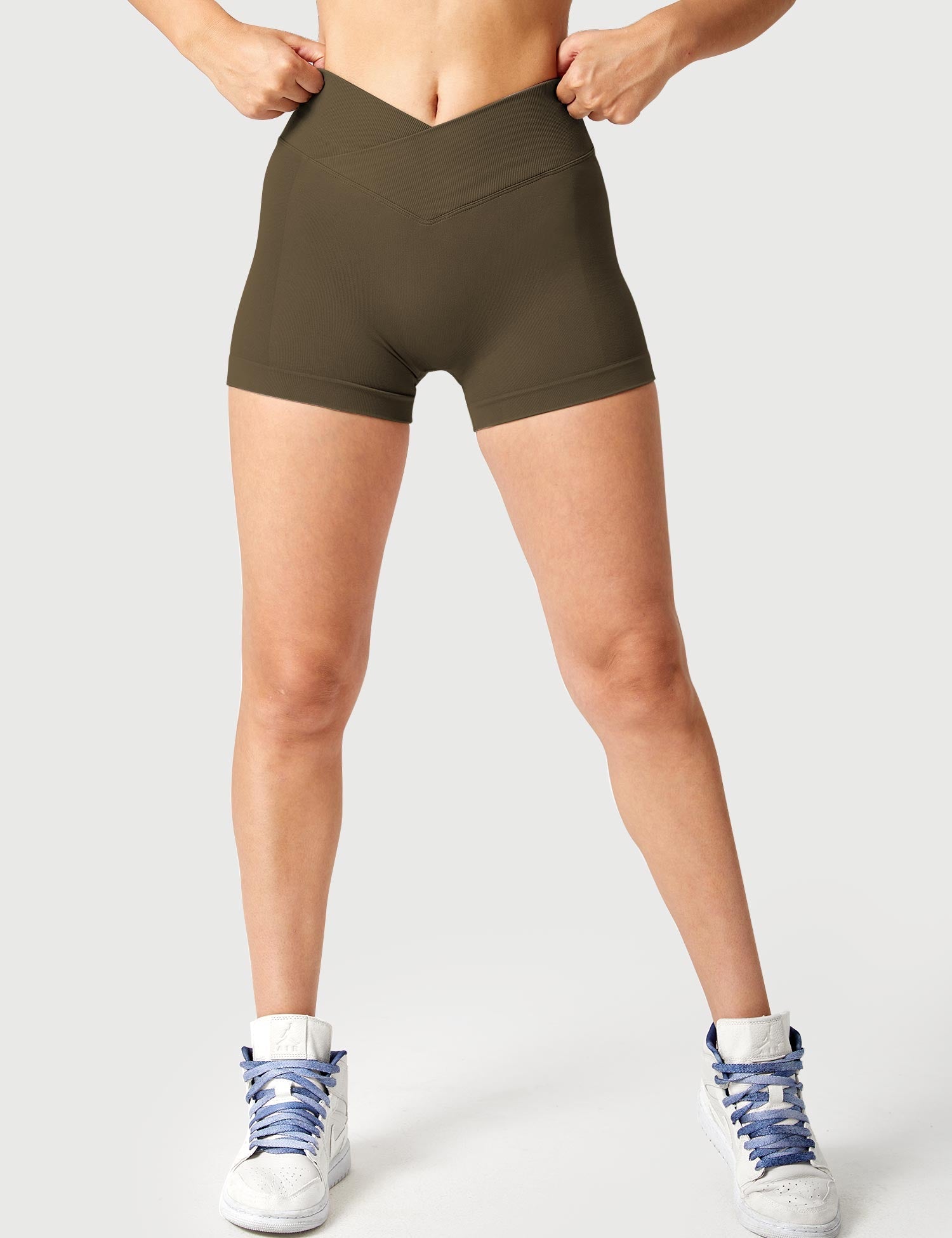 YGLEO 3.6”Amplify V-Waistband Shorts