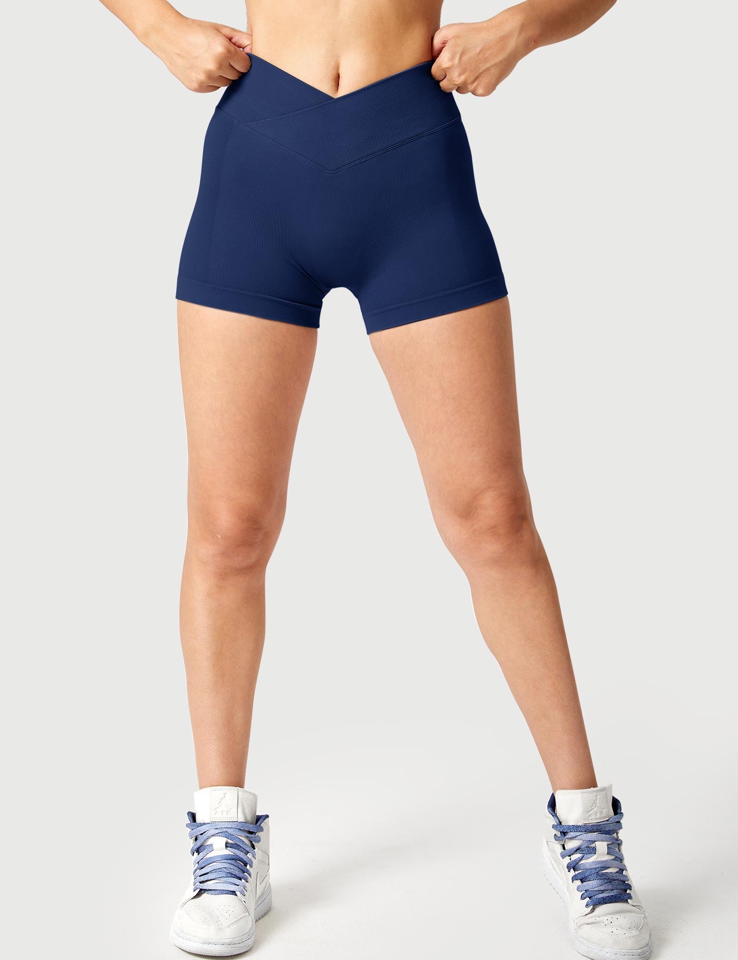 YGLEO 3.6”Amplify V-Waistband Shorts