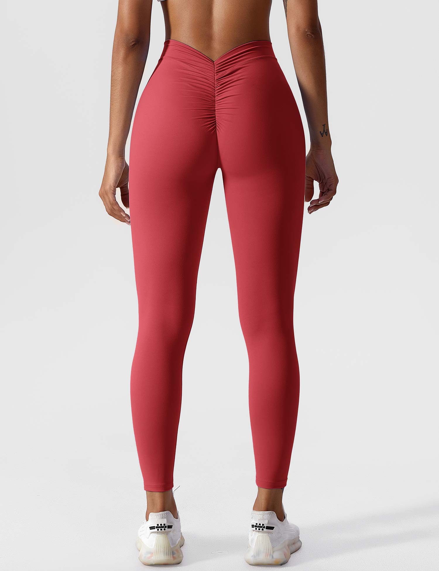 YGLEO V-back Ruched Leggings
