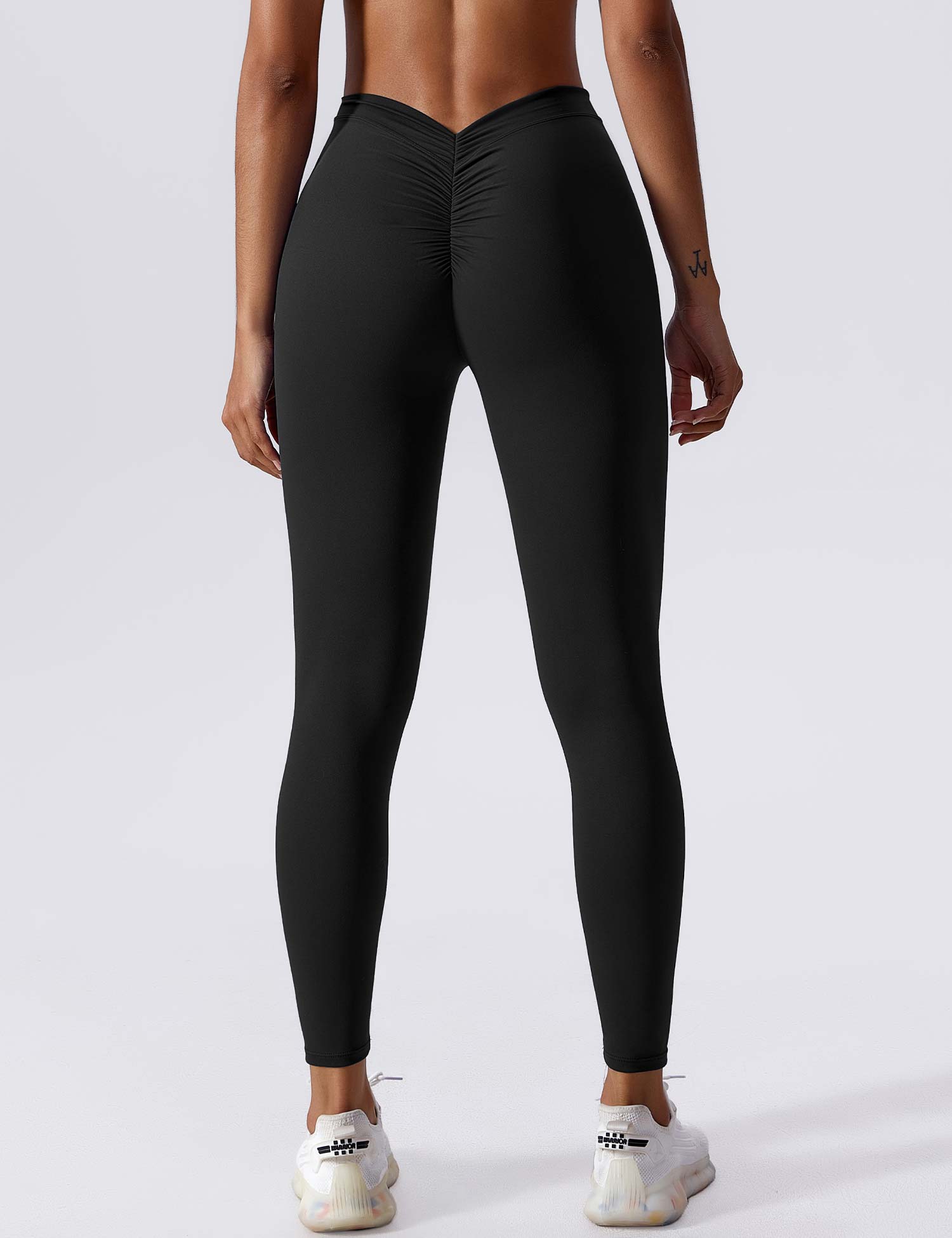 YGLEO V-back Ruched Leggings