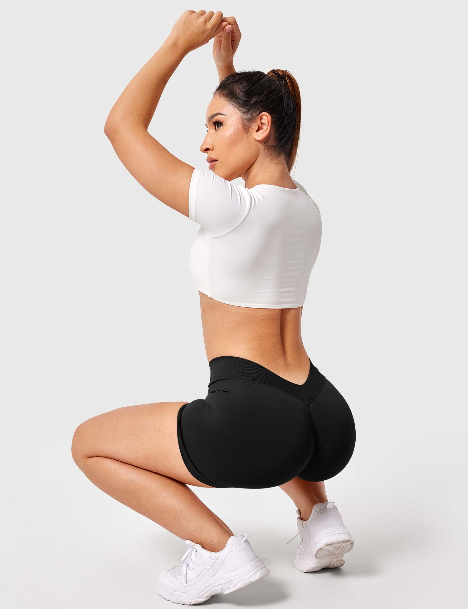 YGLEO V Cross Liz Seamless Shorts 3.6"