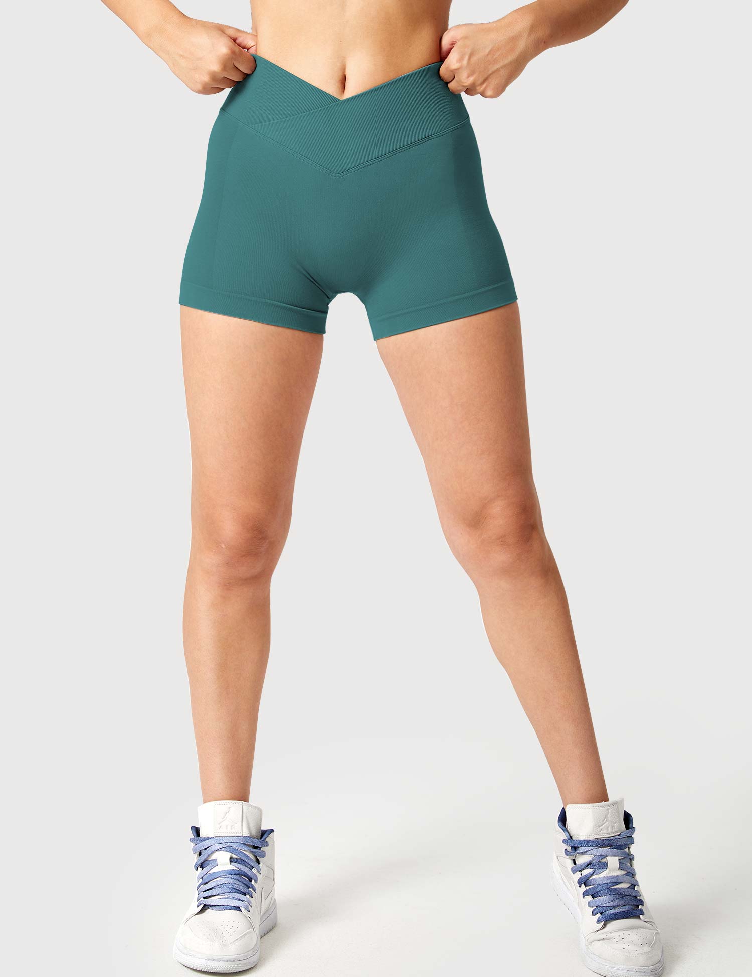 YGLEO 3.6”Amplify V-Waistband Shorts