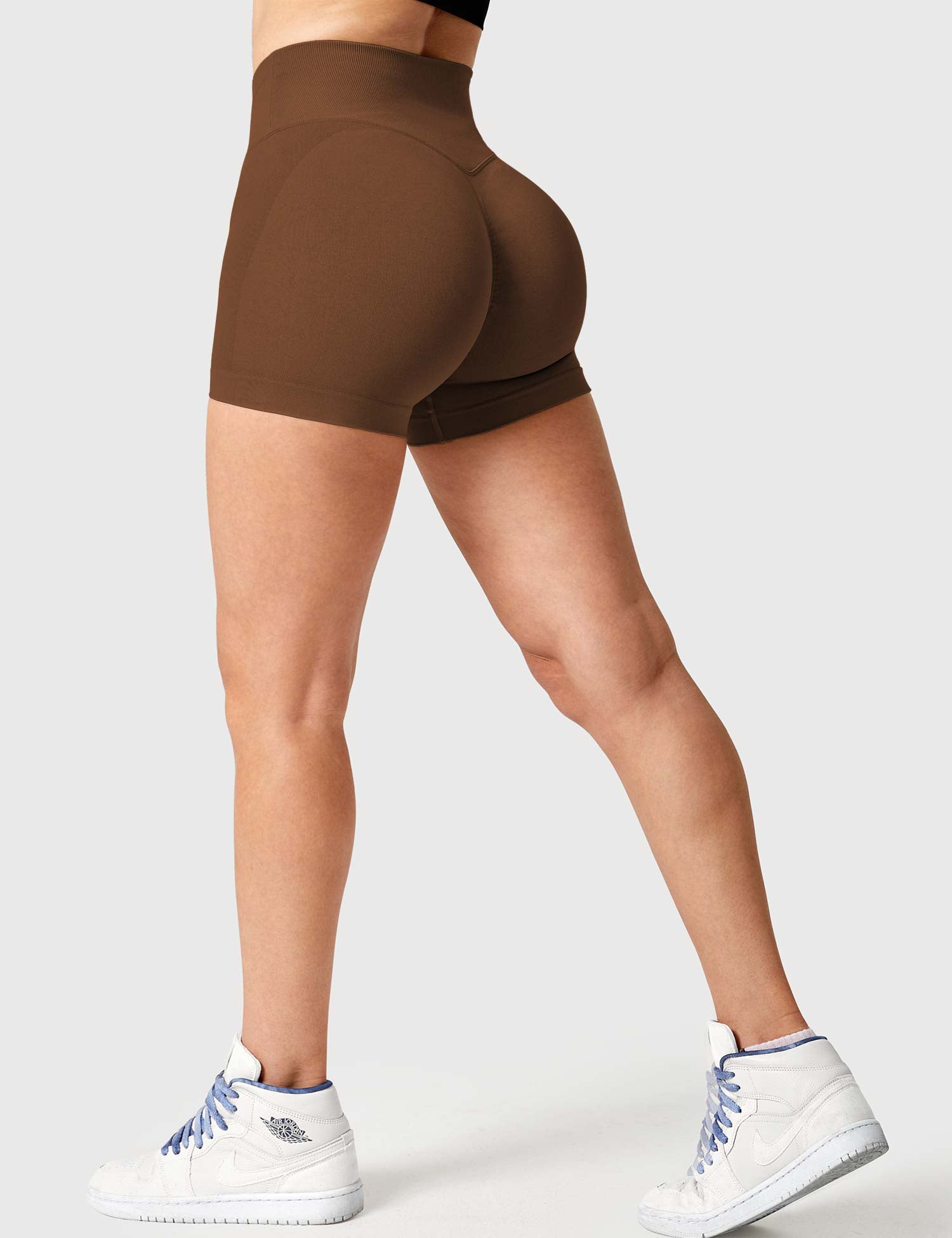 YGLEO 3.6”Amplify V-Waistband Shorts