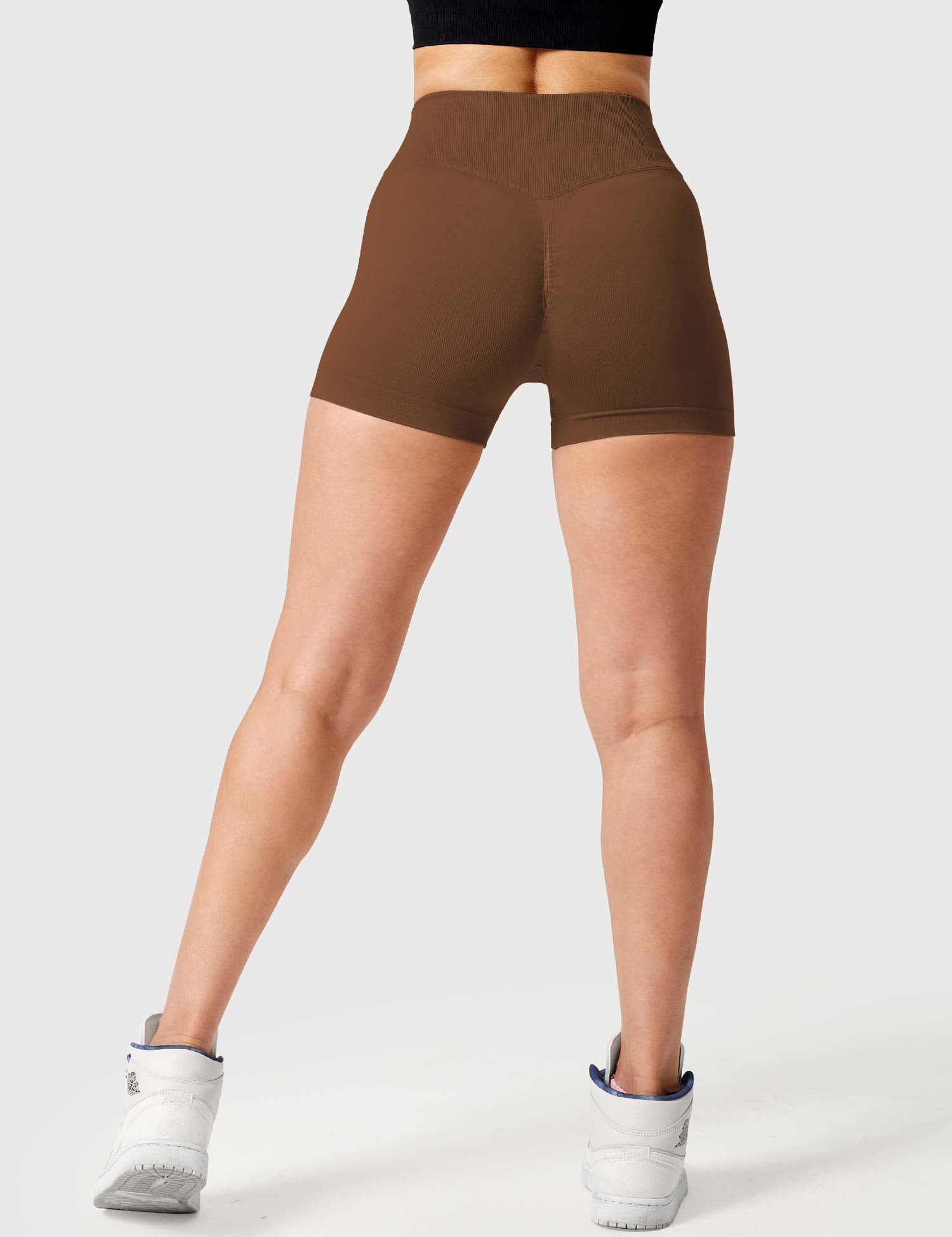 YGLEO 3.6”Amplify V-Waistband Shorts