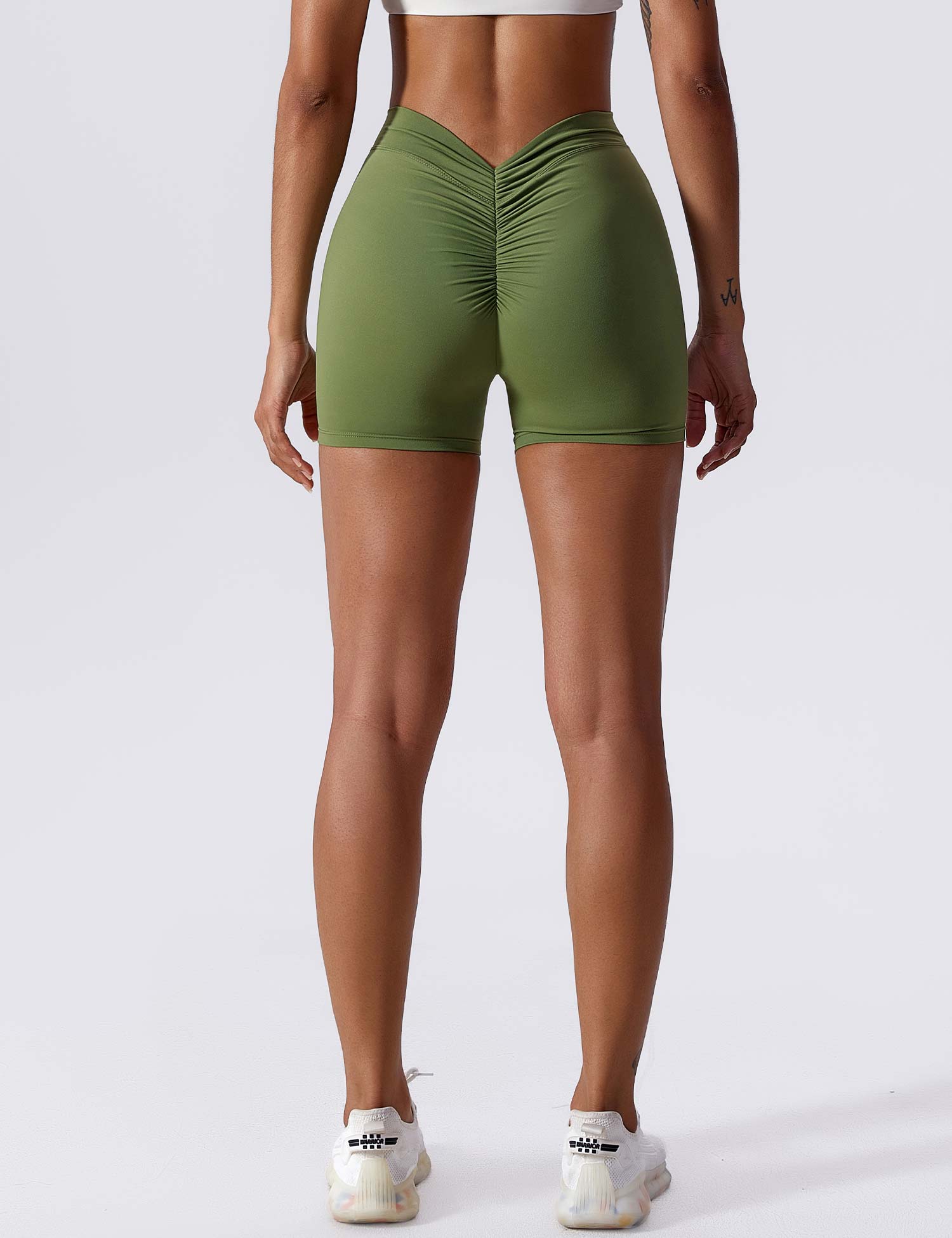 YGLEO V-back Ruched Shorts