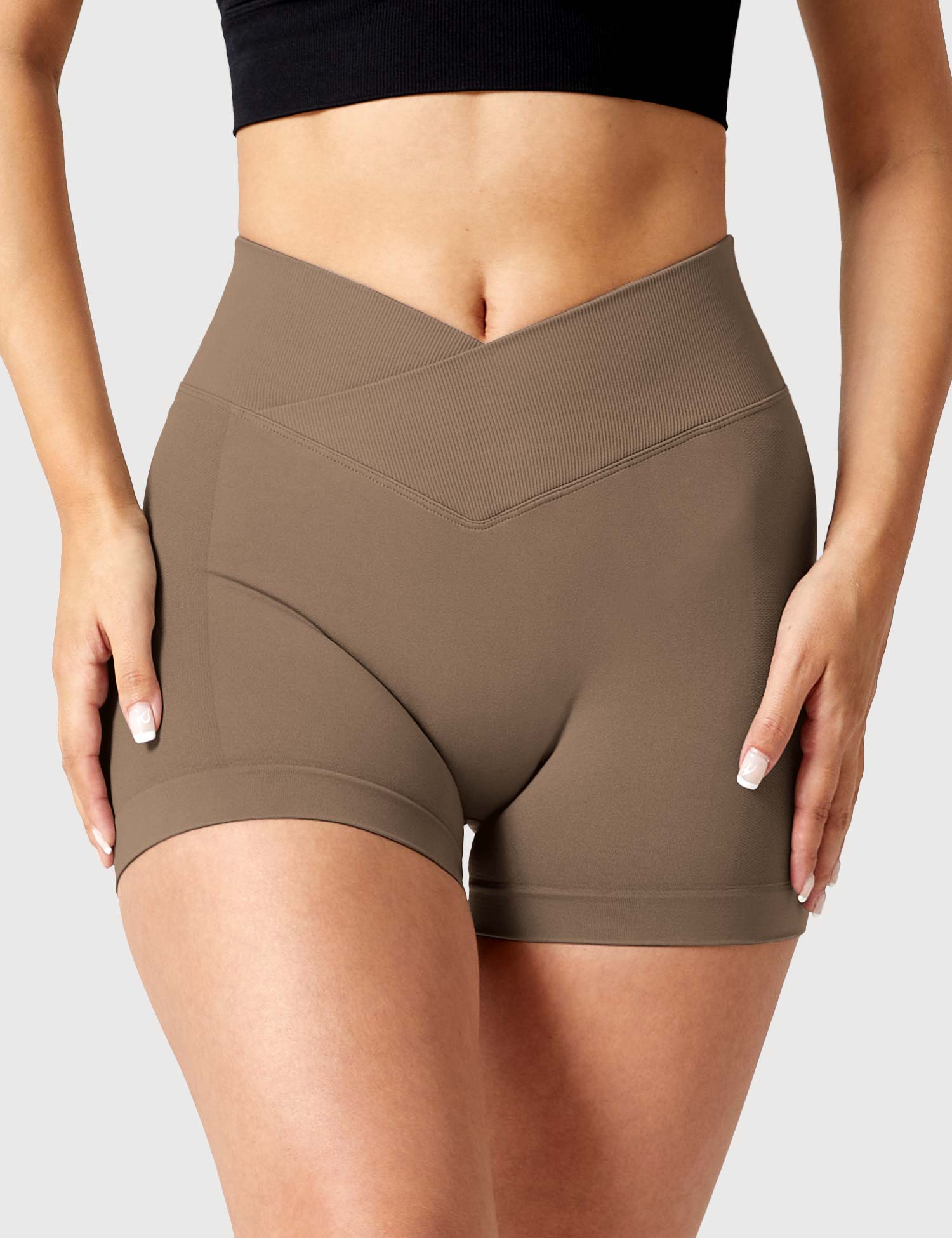 YGLEO 3.6”Amplify V-Waistband Shorts