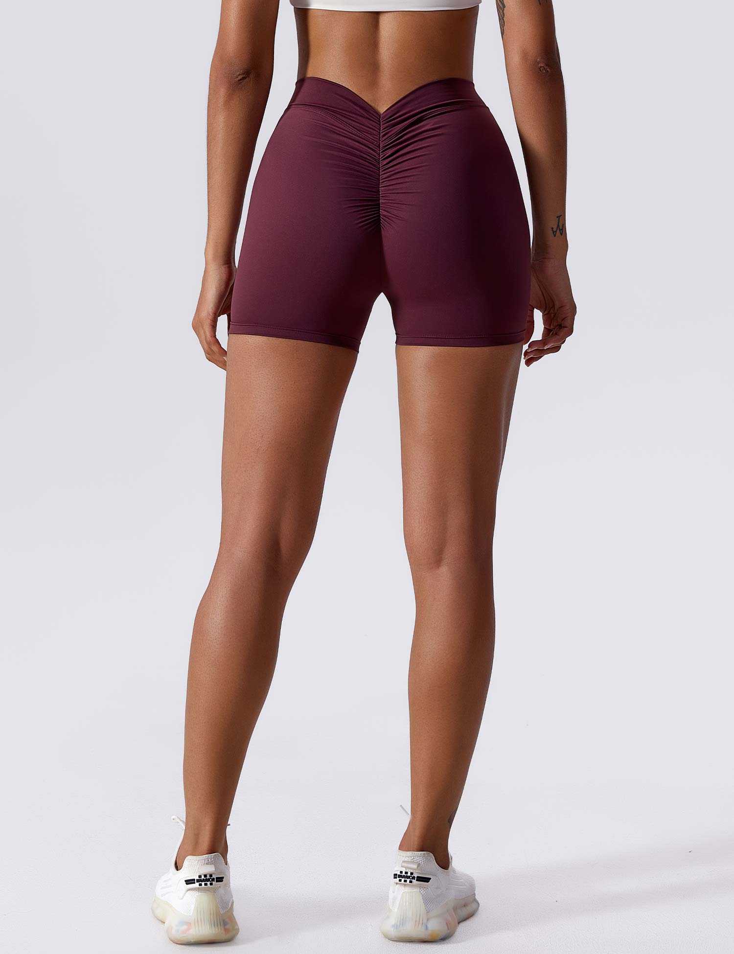 YGLEO V-back Ruched Shorts
