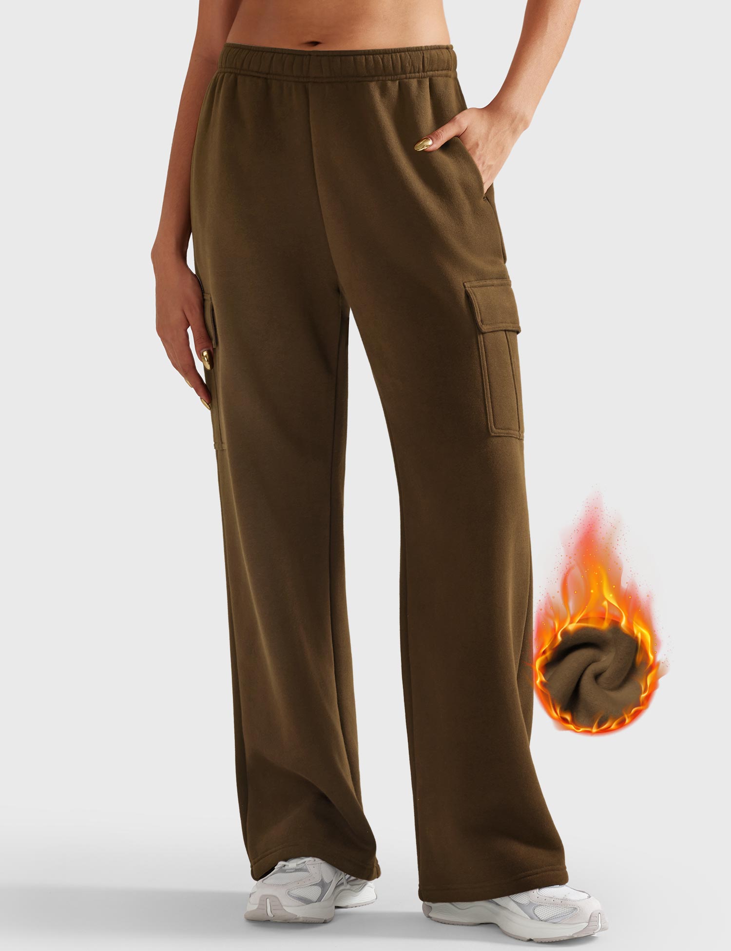 YGLEO Nairi Cargo Sweatpants