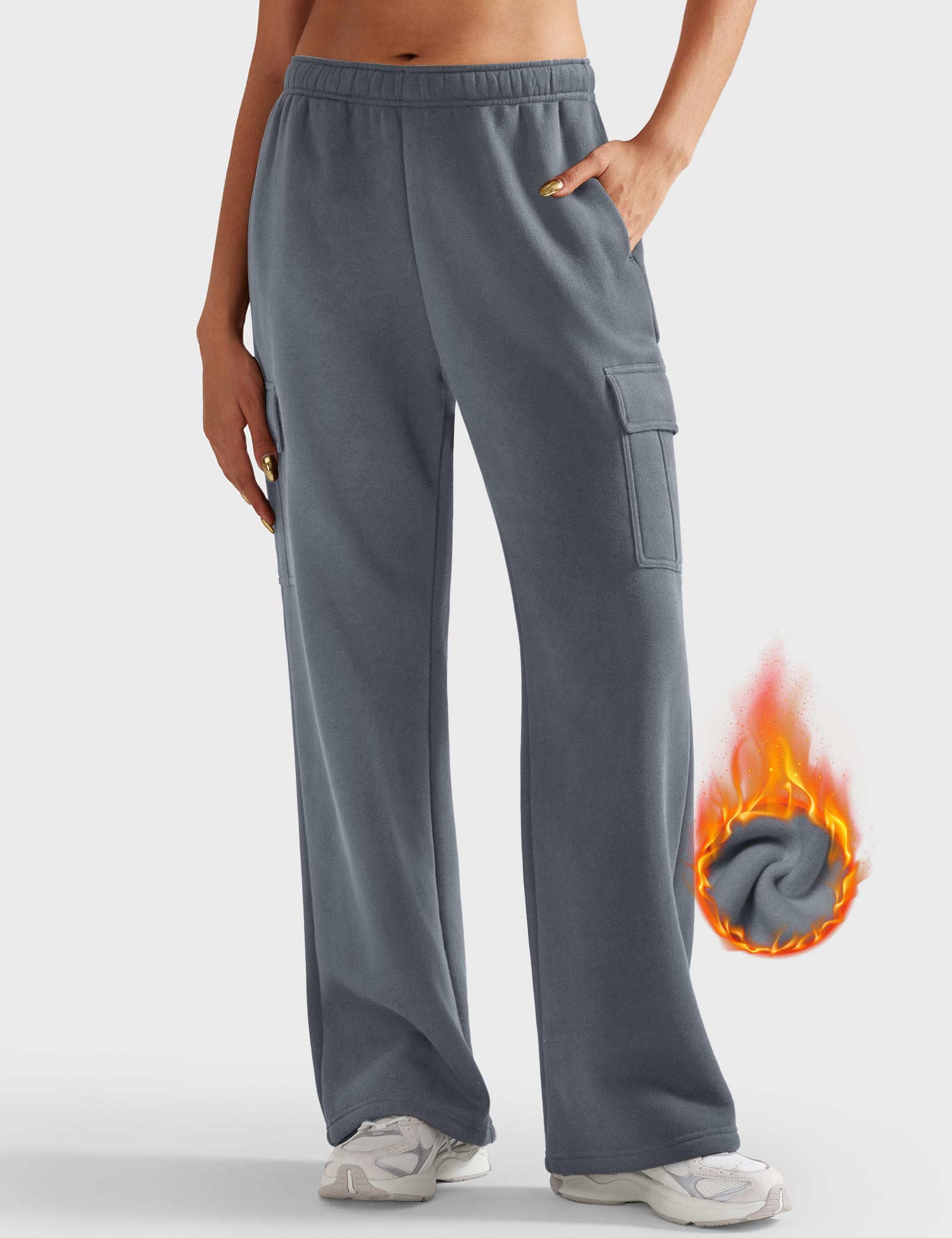 YGLEO Nairi Cargo Sweatpants