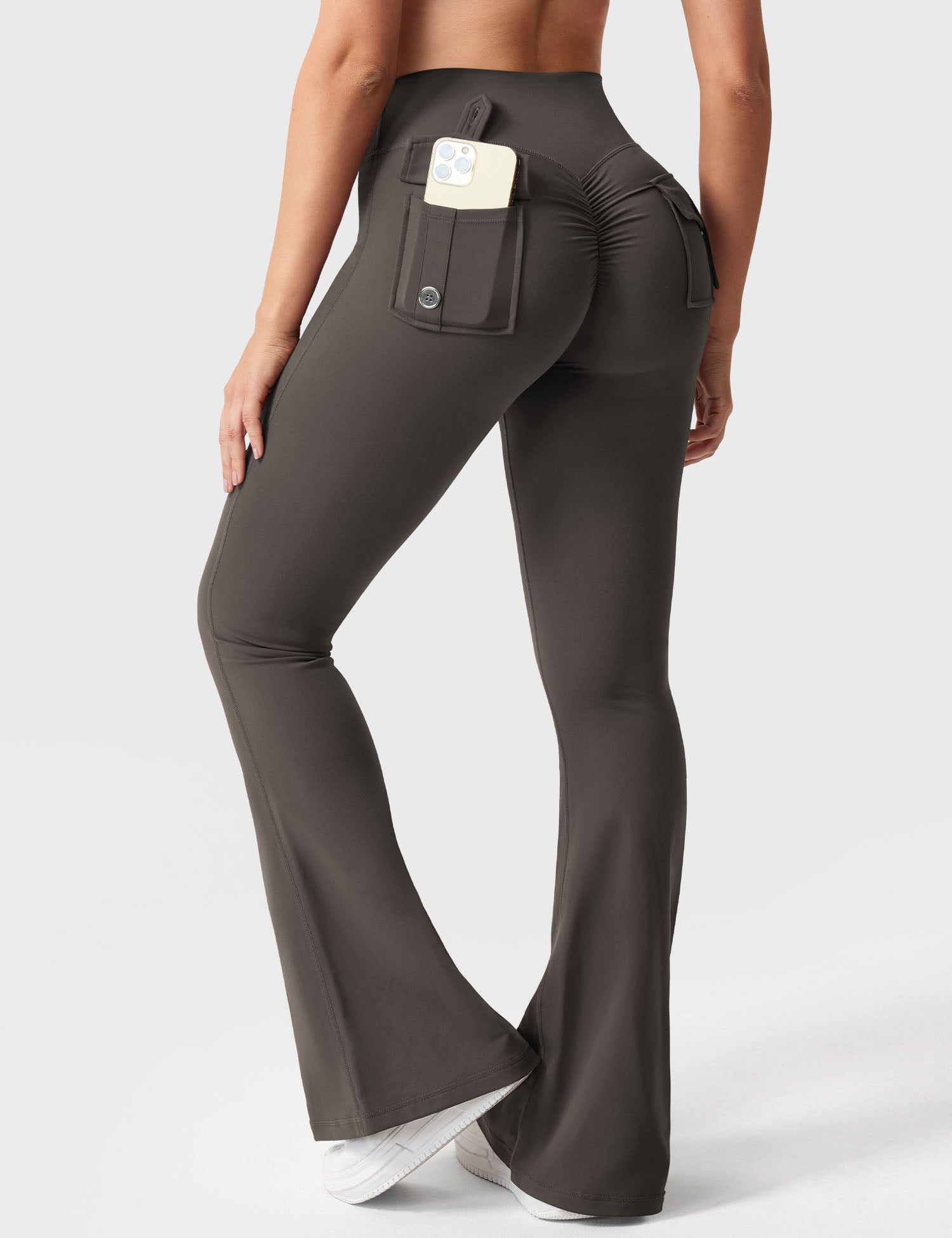 YGLEO Brittany Flared Leggings with Pockets