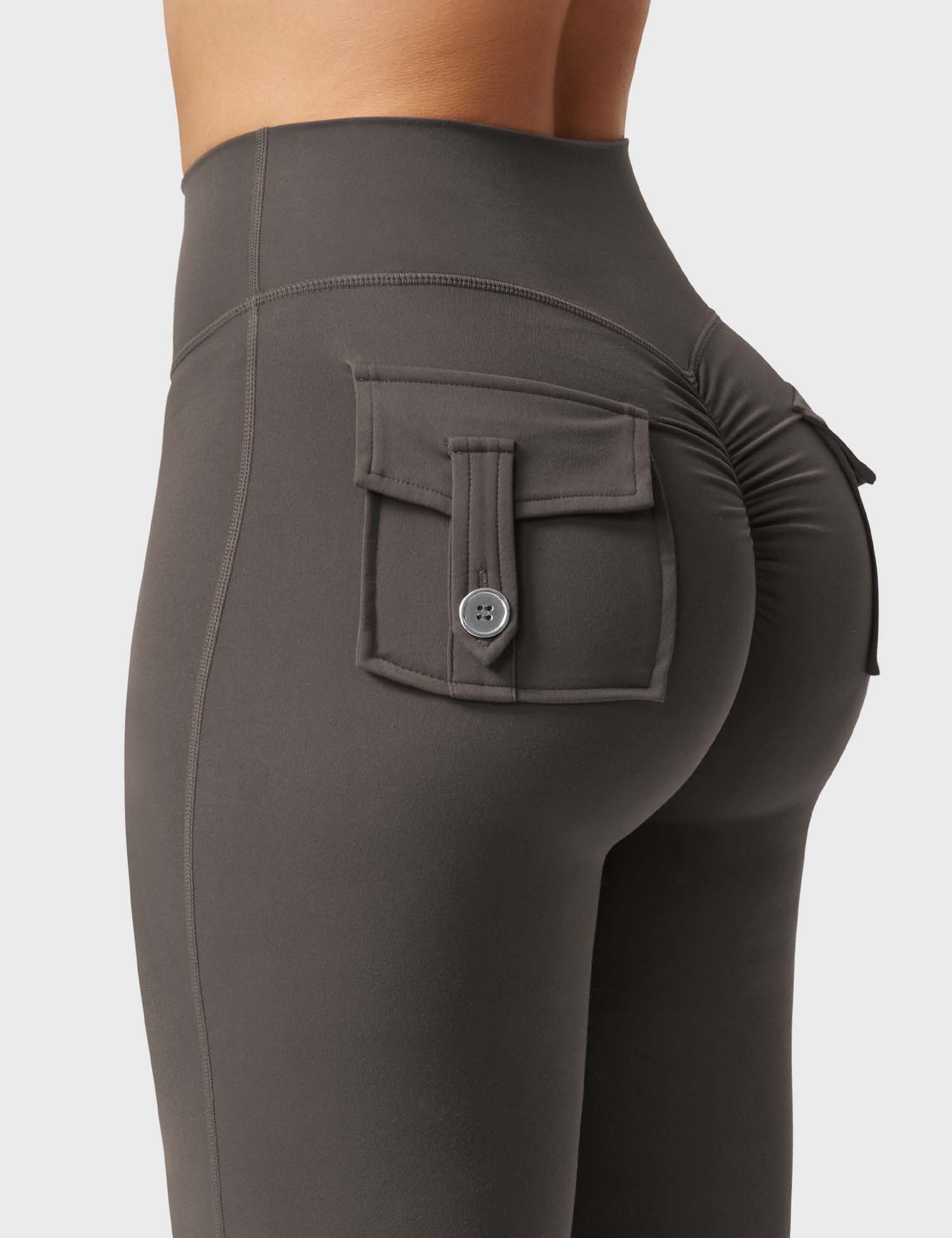 YGLEO Brittany Flared Leggings with Pockets