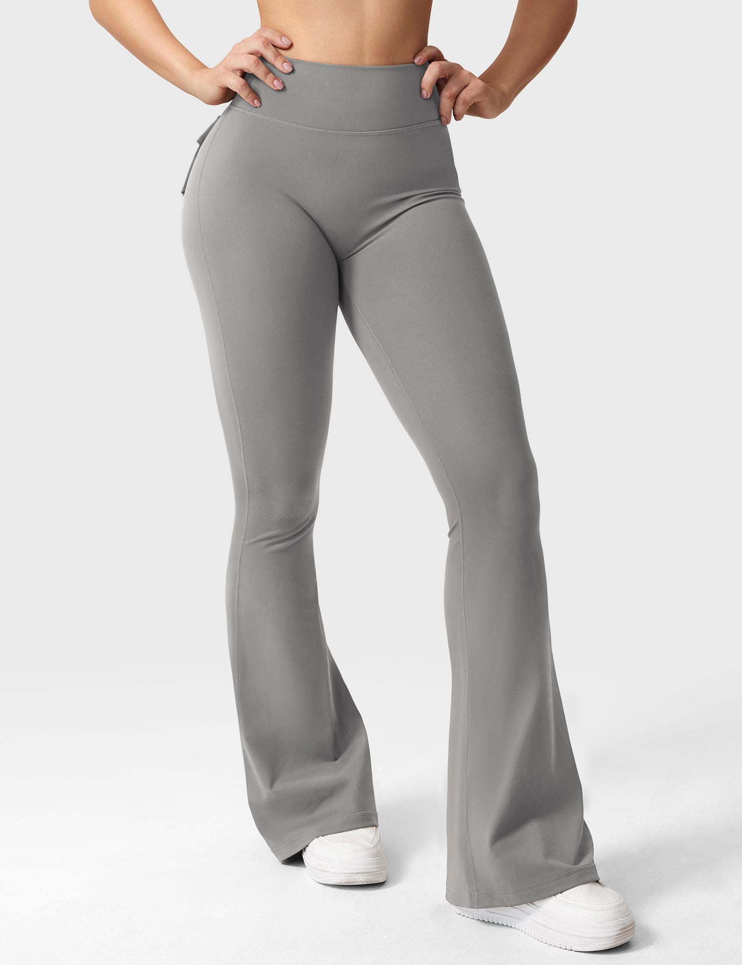 YGLEO Brittany Flared Leggings with Pockets