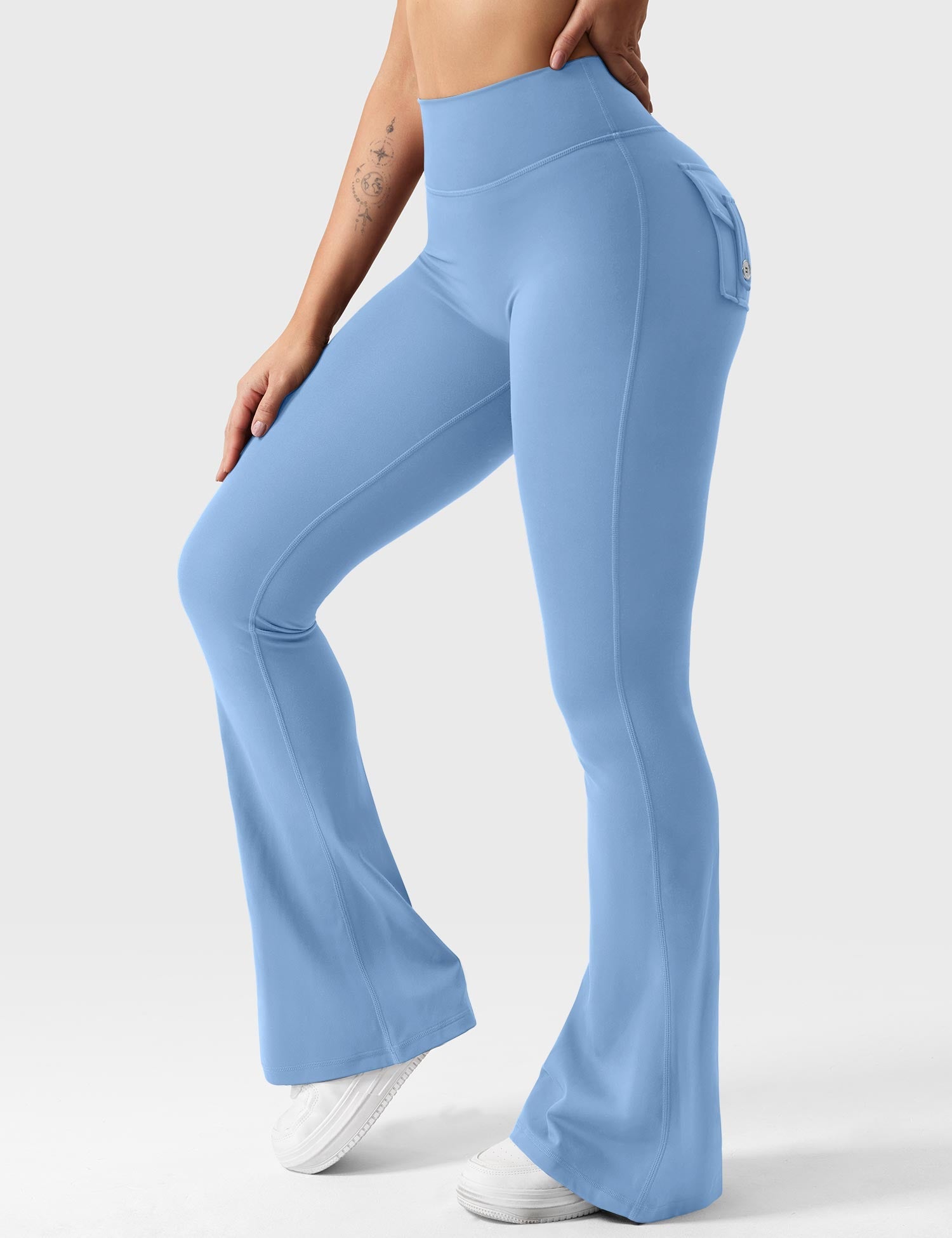 YGLEO Brittany Flared Leggings with Pockets