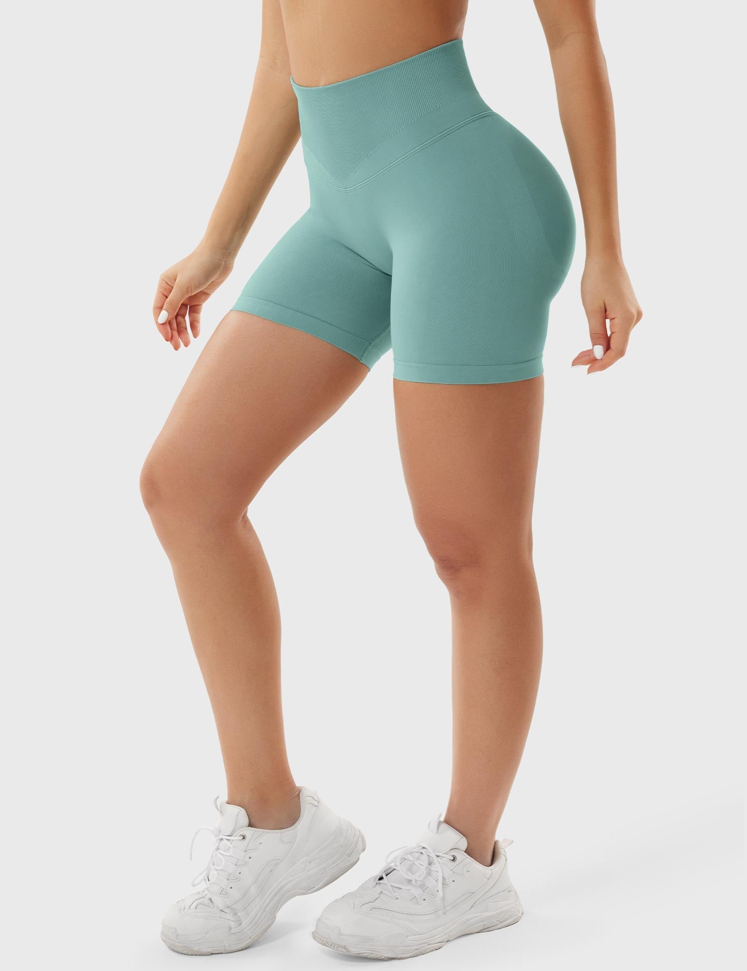 YGLEO Patrica 4.5" Seamless Shorts