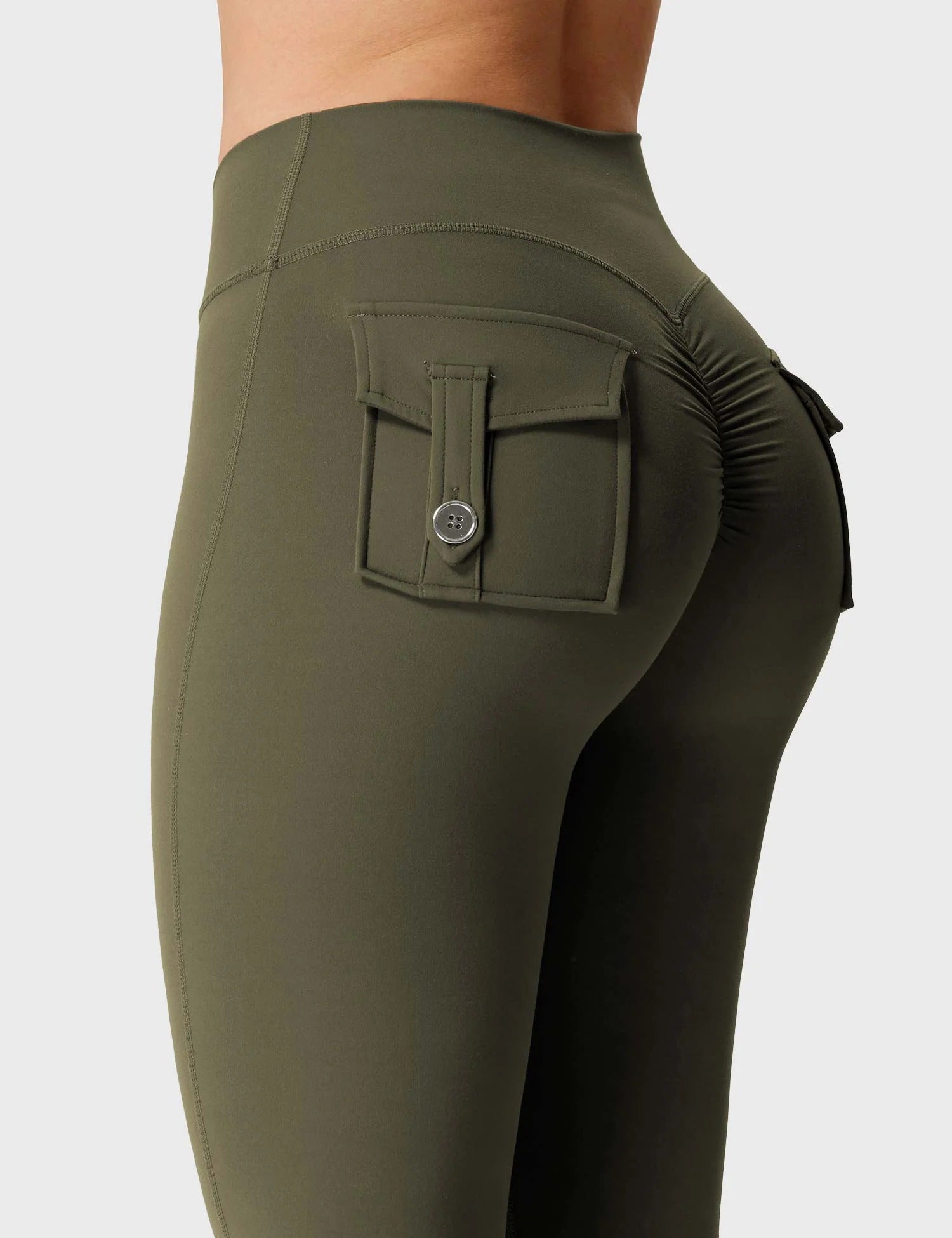 YGLEO V-waistband Charm Leggings