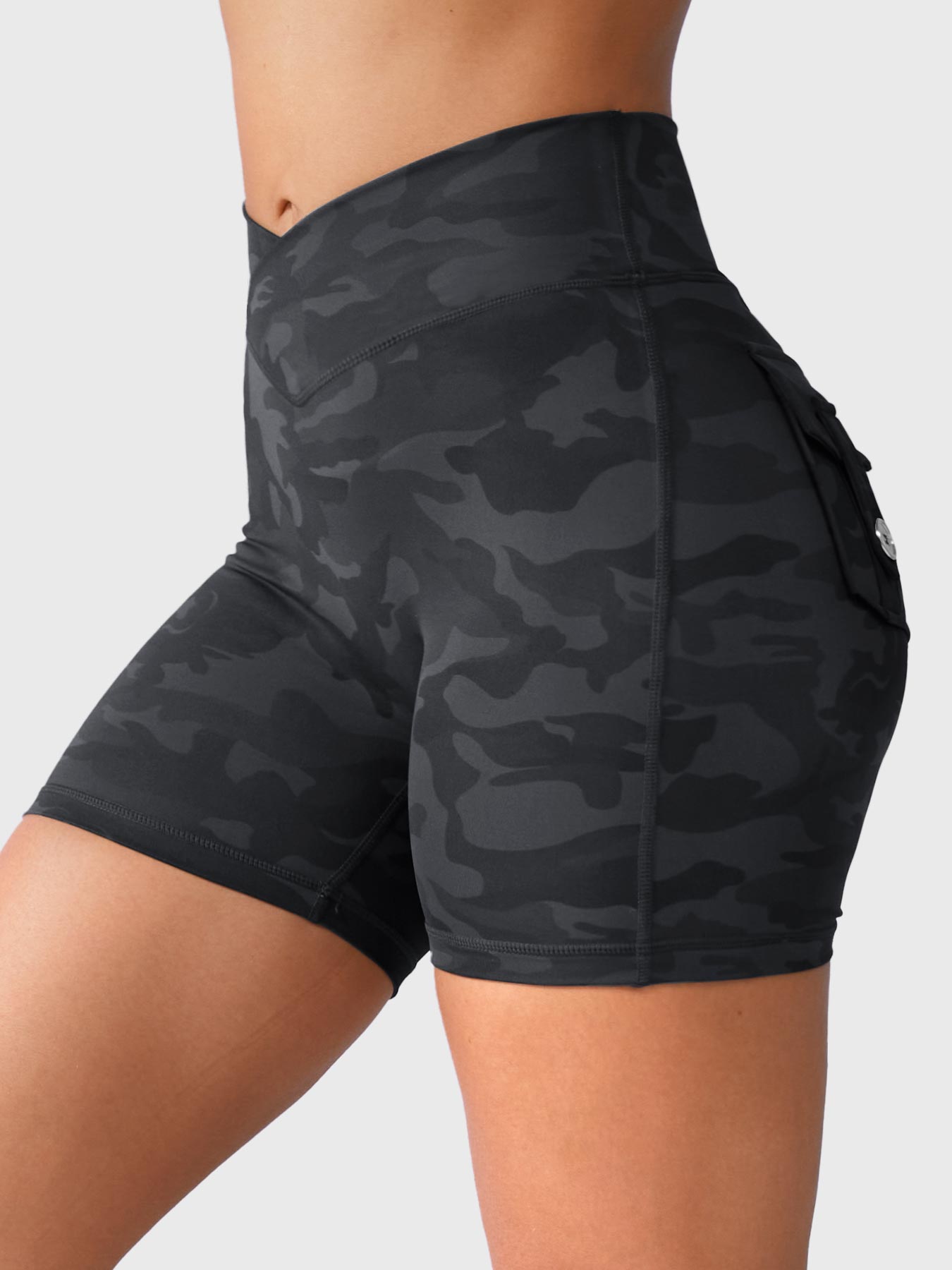 YGLEO Charm Camouflage Shorts