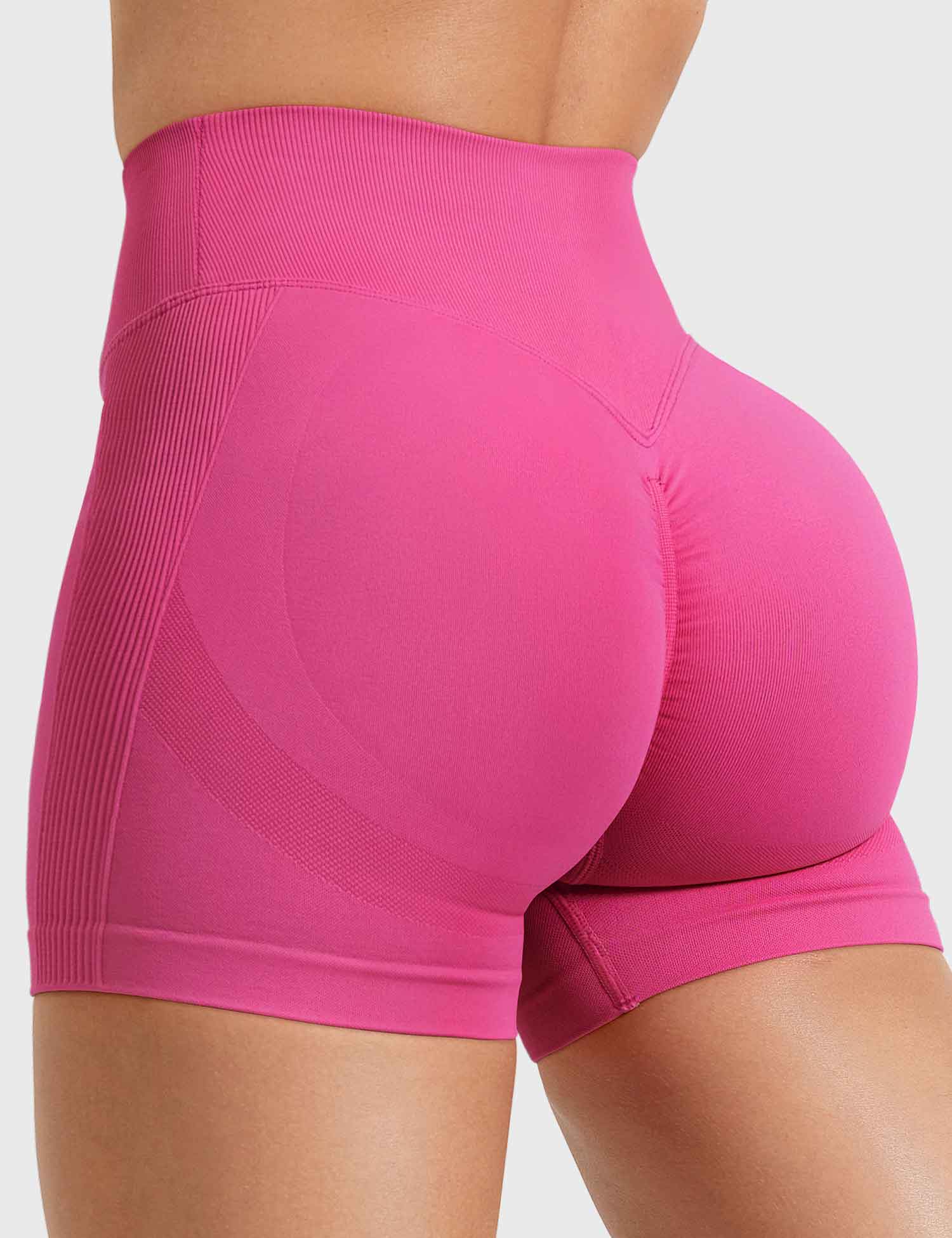 YGLEO Wendy V-waistband Shorts