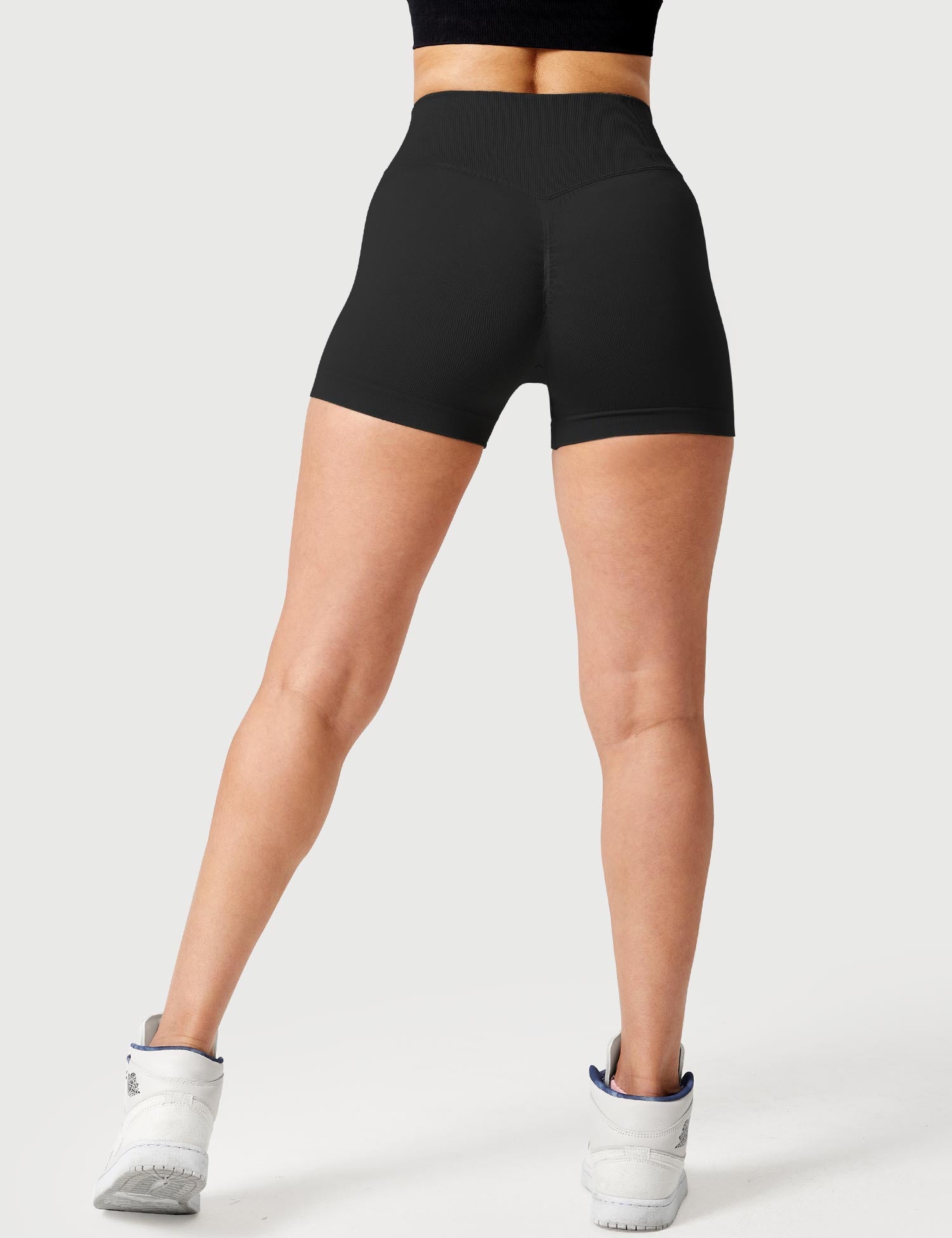 YGLEO 3.6”Amplify V-Waistband Shorts